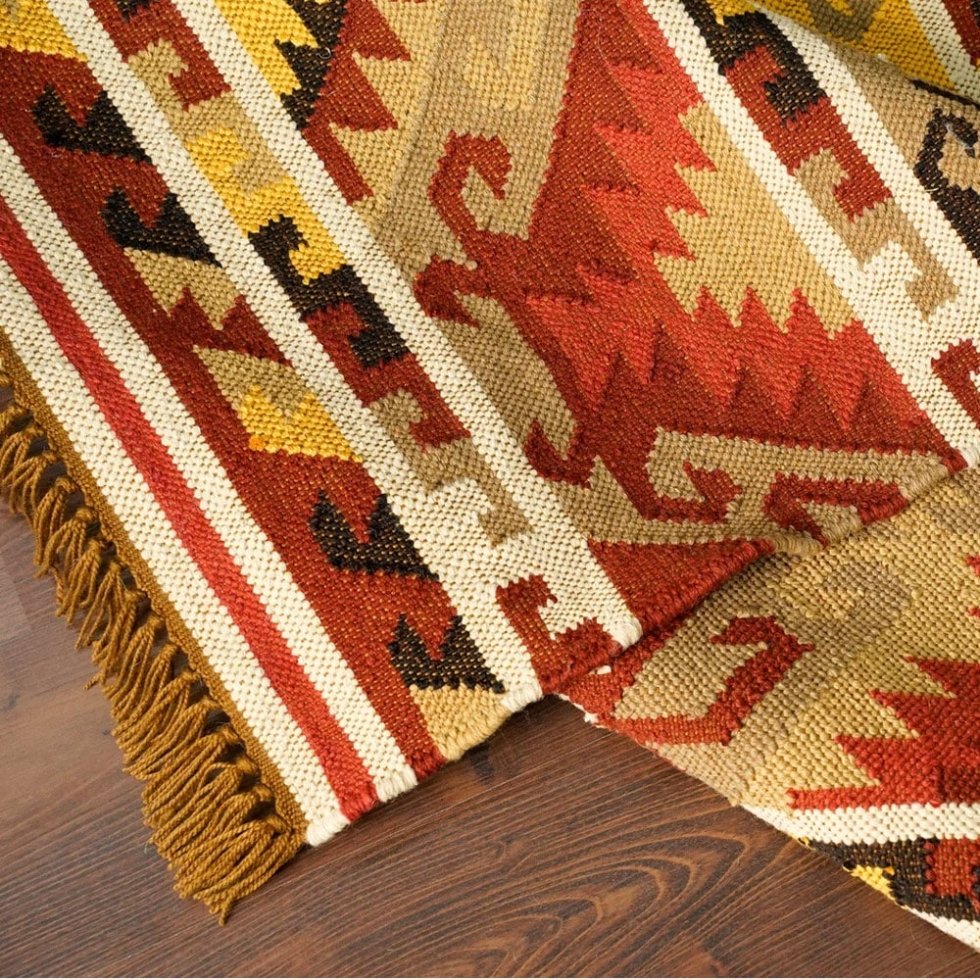 Antik kelimmatta i indiansk stil