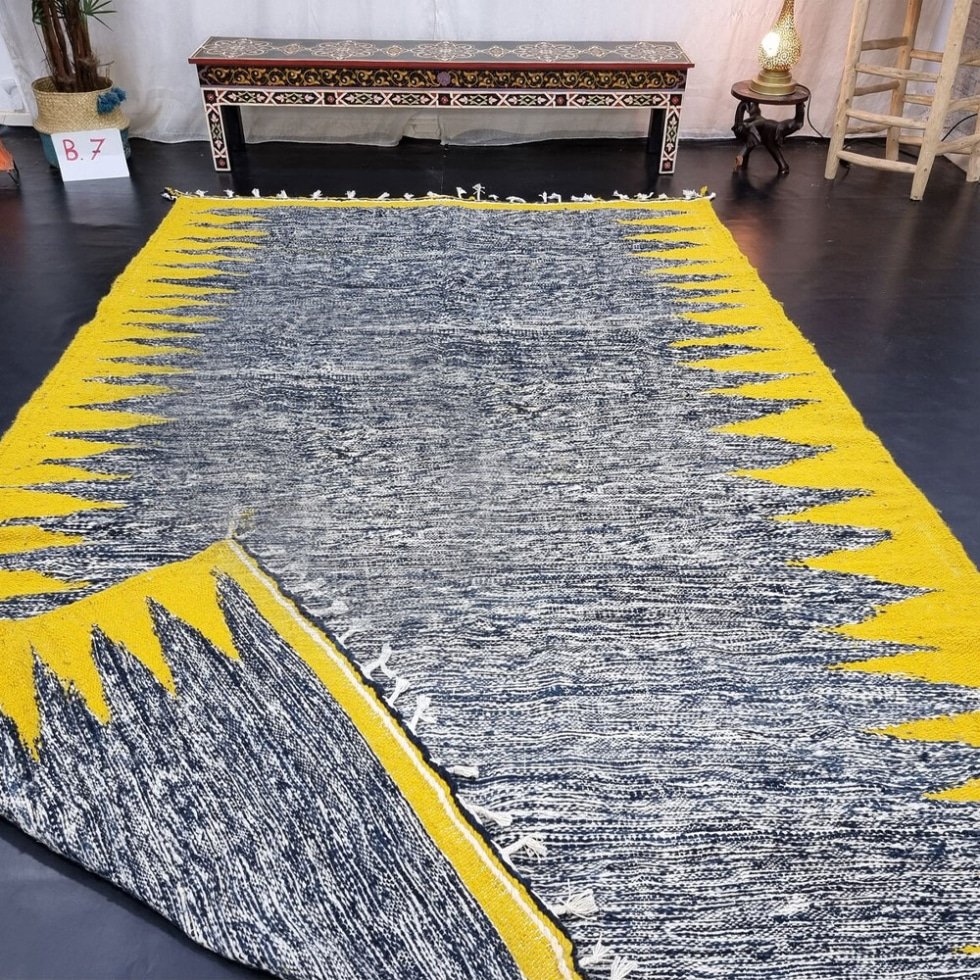 Grå marockansk kilimatta
