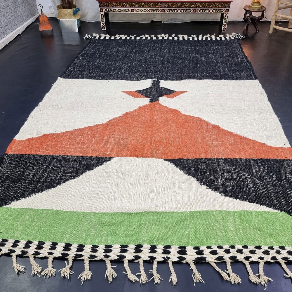 Modern etnisk kilim berbermatta Modern etnisk kilim berbermatta