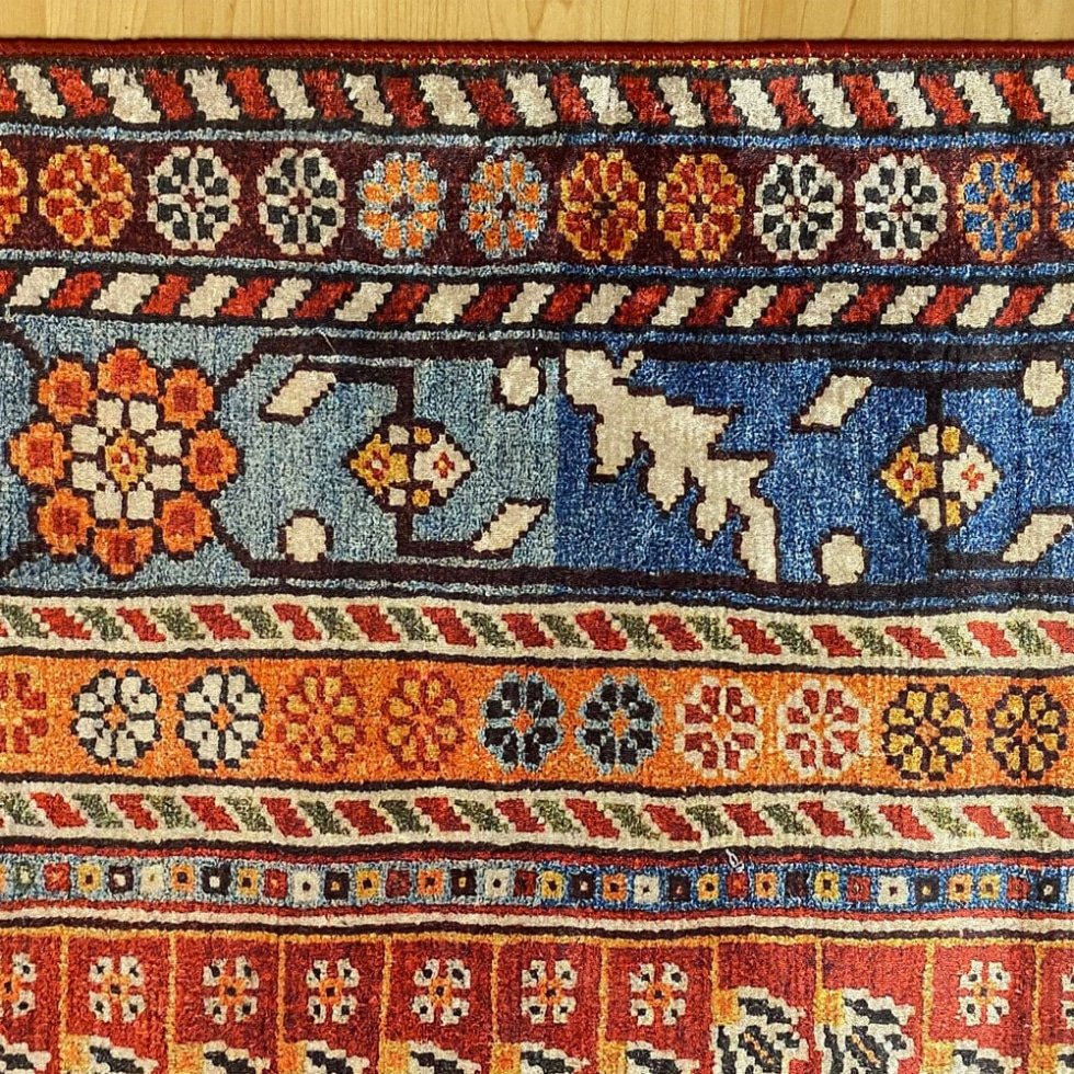 Röd tvättbar turkisk matta i orientalisk stil