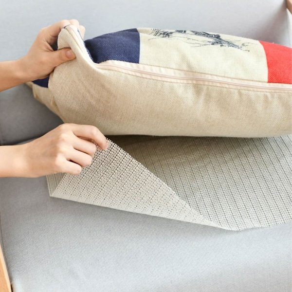 Vit halkskyddad matta för kilim (PVC)