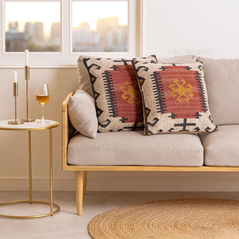 24x24 kilim kuddar
