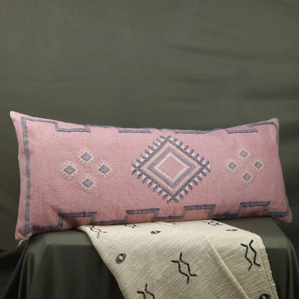 Lång kelim ländkudde rosa