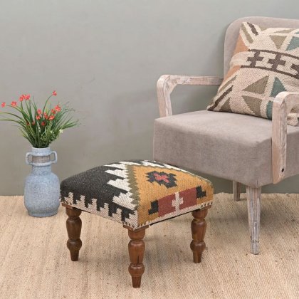 Orientalisk kilim fotpall ottoman