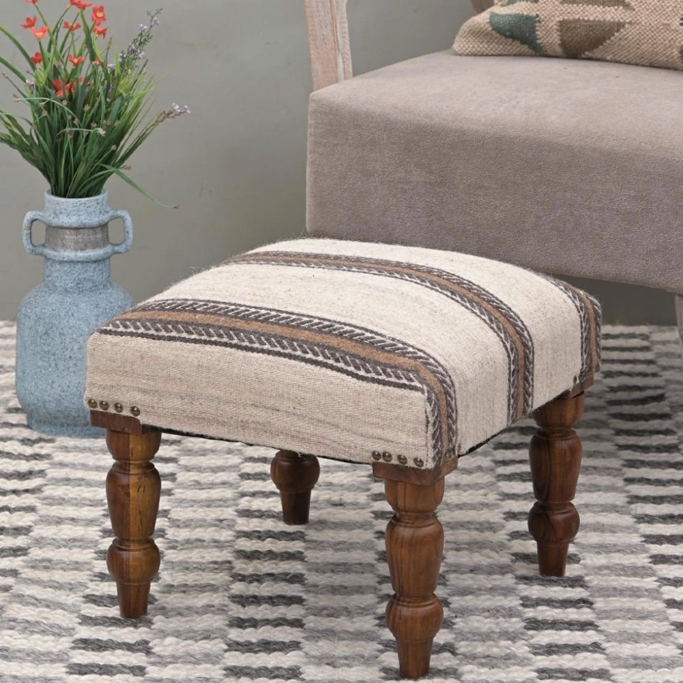 Ull fyrkantig kilim puff ottoman pall