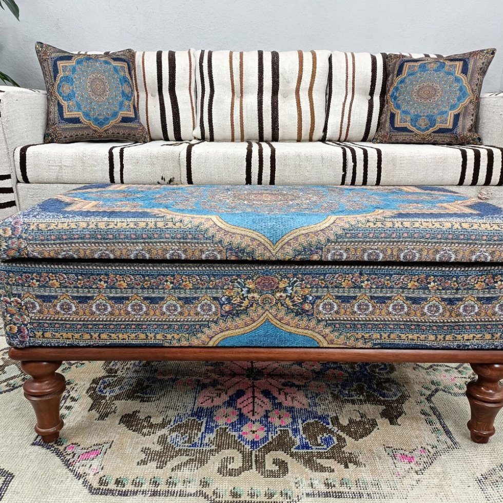 Blå turkisk kilim ottoman soffbord med förvaring
