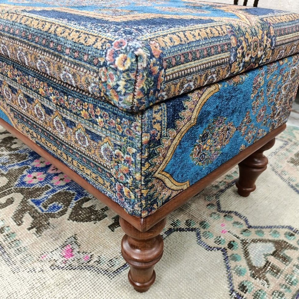 Blå turkisk kilim ottoman soffbord med förvaring