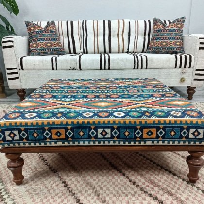Grön turkisk kilim ottoman soffbord