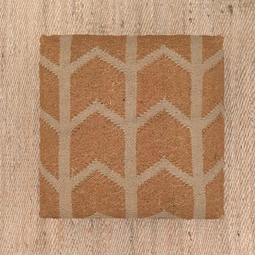 Liten gul kilim fotpall ottoman